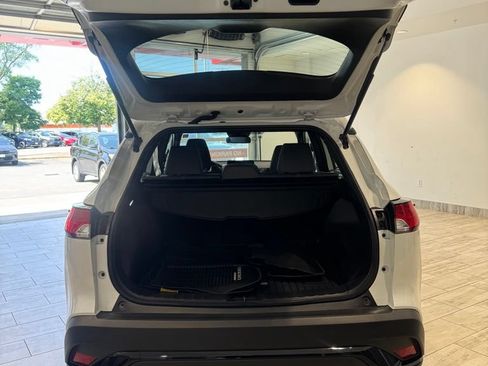 Used 2024 Toyota Corolla Cross AWD Hybrid image 22
