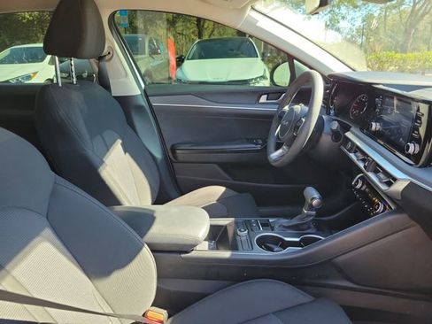 Used 2024 Kia K5 LXS image 34