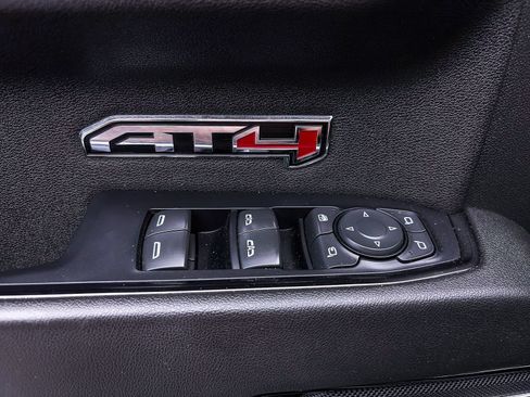 Used 2023 GMC Sierra 1500 AT4 w/ Technology Package AWD/4WD image 19
