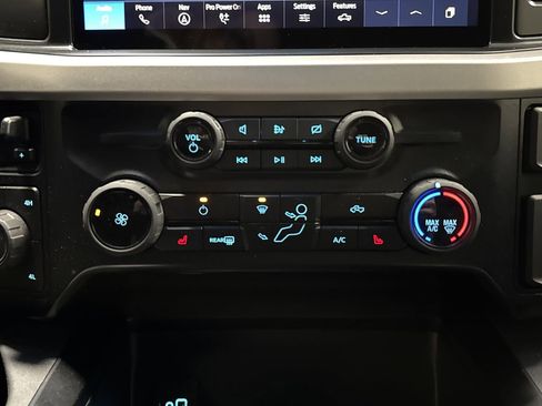 Used 2024 Ford F250 XLT w/ XLT Premium Package image 20