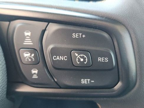Used 2024 Jeep Gladiator Sport AWD/4WD image 24