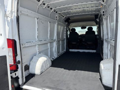 Used 2023 RAM ProMaster 2500 FWD image 25