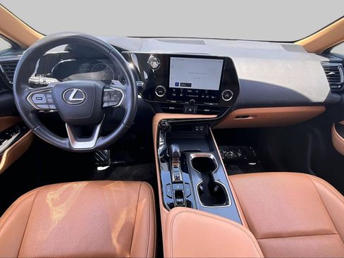 Used 2024 Lexus NX 250 FWD w/ Towing Package (2000 Lbs) image 13