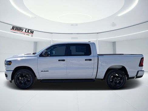 New 2026 RAM 1500 Express AWD/4WD image 6