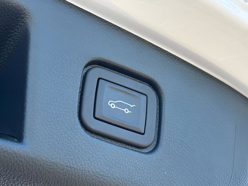 Certified 2024 Honda Prologue Touring image 29