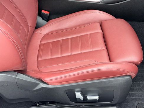 Used 2022 BMW 230i Coupe w/ M Sport Package image 47