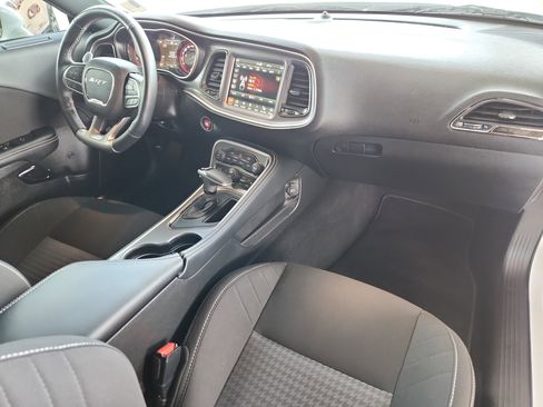 Used 2022 Dodge Challenger SRT Hellcat RWD image 12