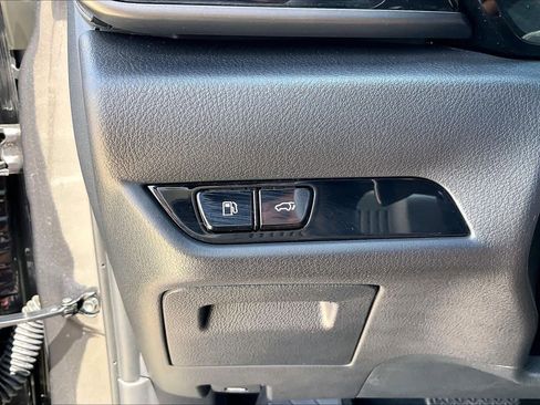 Used 2025 Lexus NX 250 FWD w/ Accessory Package (Z1) image 33