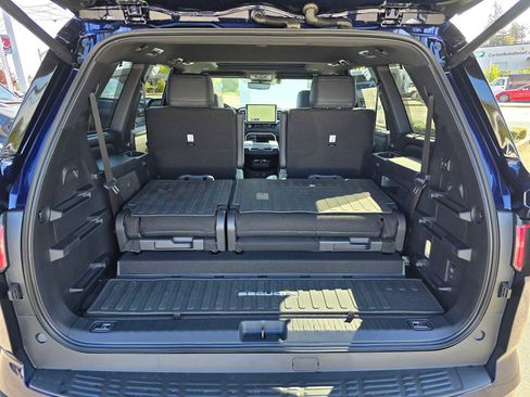 New 2026 Toyota Sequoia Platinum AWD/4WD image 17