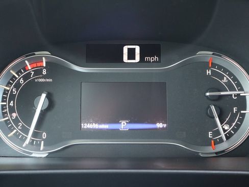 Used 2016 Honda Pilot Touring image 36