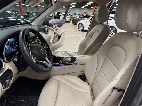 Used 2020 Mercedes-Benz GLC 300 image 36
