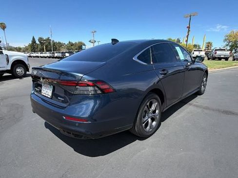 Used 2025 Honda Accord EX-L image 4