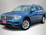 Used 2020 Volkswagen Tiguan S image 2