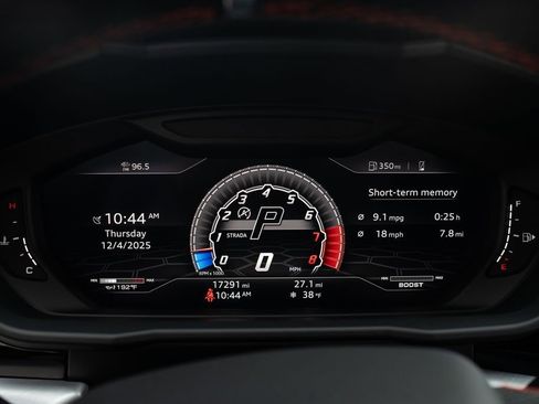 Used 2019 Lamborghini Urus image 31