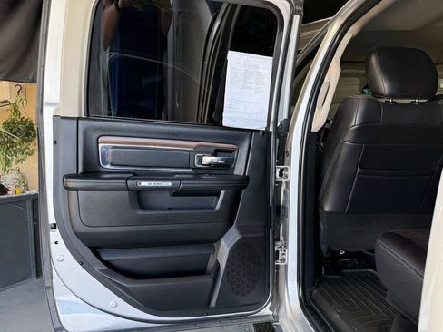 Used 2017 RAM 2500 Laramie AWD/4WD image 32