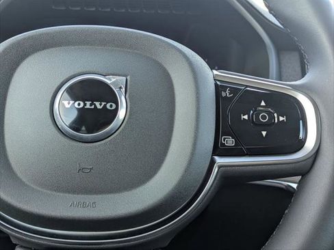 Used 2025 Volvo XC90 B6 Plus w/ Protection Package Premier image 14