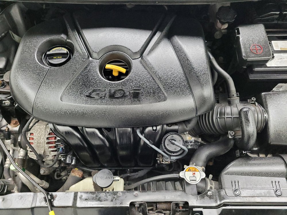 Used 2015 Hyundai Elantra Sport FWD image 30