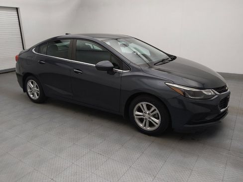 Used 2017 Chevrolet Cruze LT w/ Convenience Package image 11