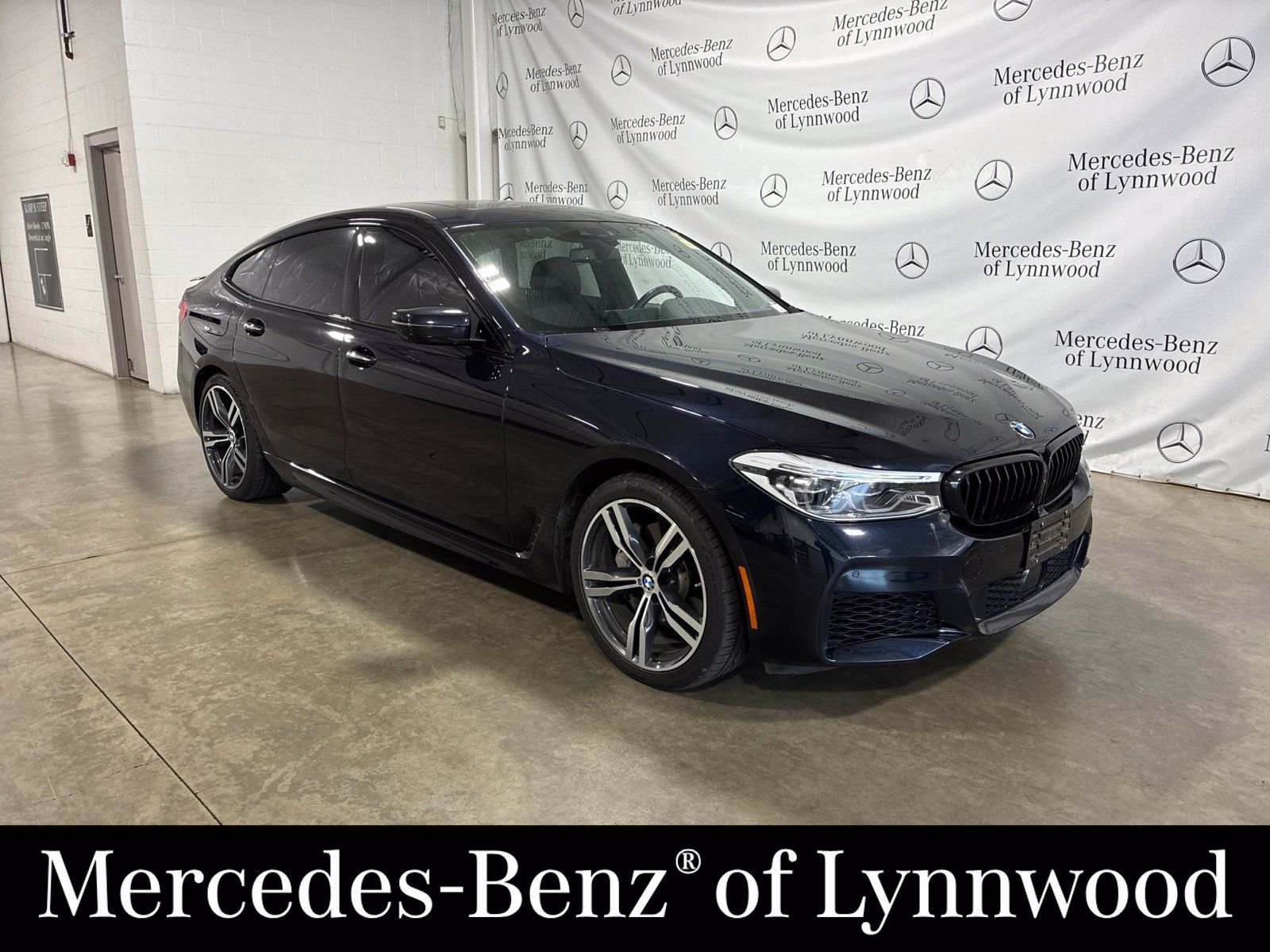 Used 2018 BMW 640i Gran Turismo xDrive AWD/4WD image 1