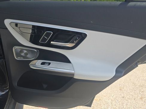 Certified 2026 Mercedes-Benz GLC 300 4MATIC image 25