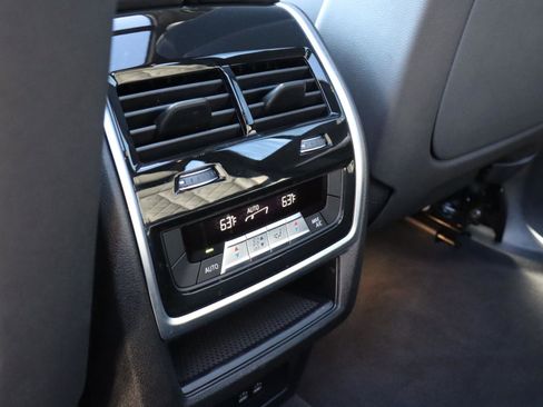 Used 2025 BMW X5 xDrive50e w/ Parking Assistance Package image 14