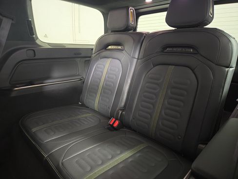 Used 2024 Rivian R1S Adventure AWD/4WD image 22