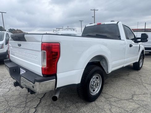 Used 2022 Ford F250 XL w/ Power Equipment Group image 7
