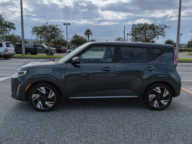 Used 2023 Kia Soul GT-Line w/ GT-Line Technology Package FWD image 7