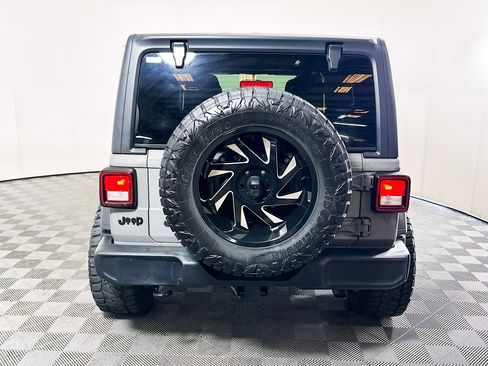 Used 2020 Jeep Wrangler Unlimited Sport S image 4