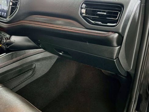 Used 2023 Dodge Durango GT RWD image 32