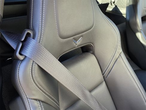 Used 2019 Chevrolet Corvette Grand Sport image 9