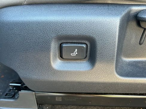 Certified 2025 Toyota Tacoma SR5 RWD image 16