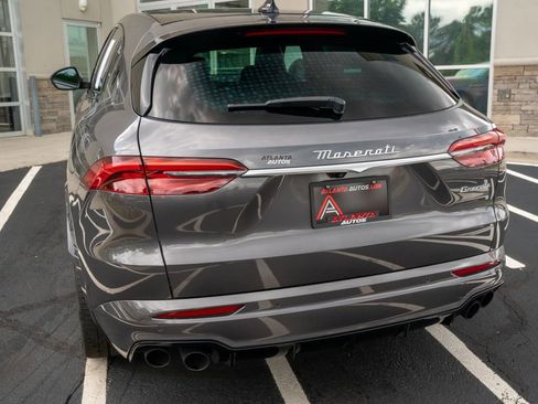 Used 2023 Maserati Grecale Modena AWD/4WD image 17
