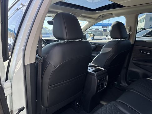 Used 2024 Nissan Murano Platinum w/ Cargo Package image 28