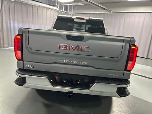New 2026 GMC Sierra 1500 SLE w/ Preferred Package AWD/4WD image 6