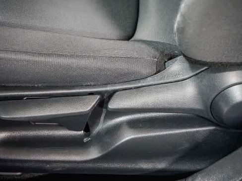 Certified 2021 Toyota Corolla LE image 20