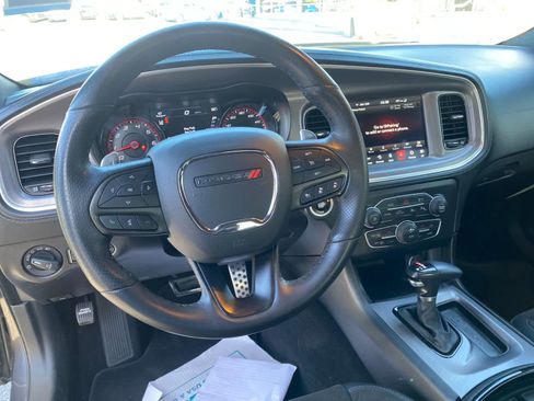 Used 2022 Dodge Charger R/T w/ Plus Group RWD image 10