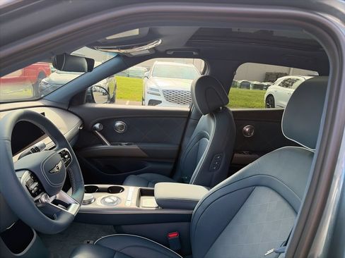 New 2026 Genesis GV60 Advance AWD/4WD image 13