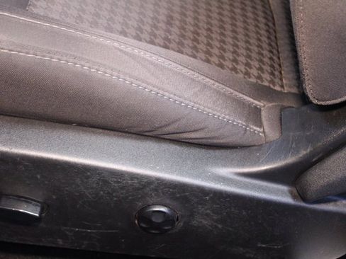 Used 2019 Dodge Challenger R/T w/ Blacktop Package image 17