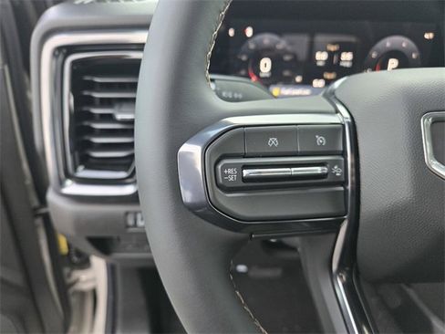 New 2026 GMC Canyon AT4 image 25