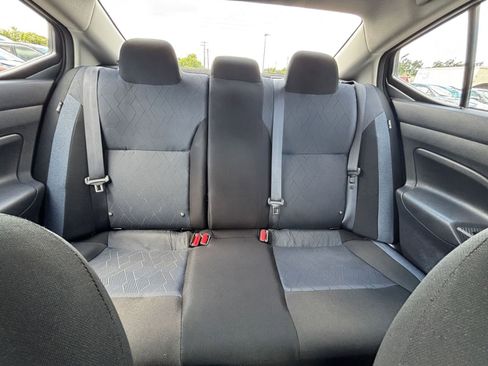 Used 2025 Nissan Versa SV FWD image 36