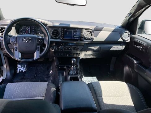 Used 2023 Toyota Tacoma TRD Off-Road AWD/4WD image 20