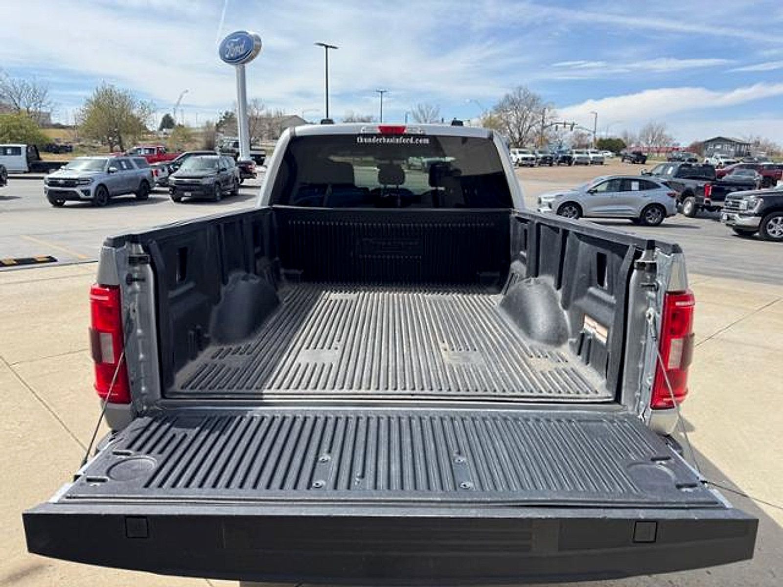 Used 2023 Ford F150 XLT w/ Trailer Tow Package AWD/4WD image 5