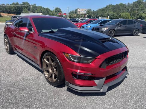 Used 2017 Ford Mustang GT Premium w/ GT Performance Package RWD image 8