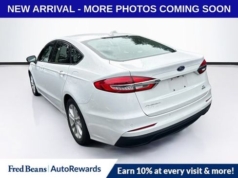 Used 2019 Ford Fusion SE FWD image 5