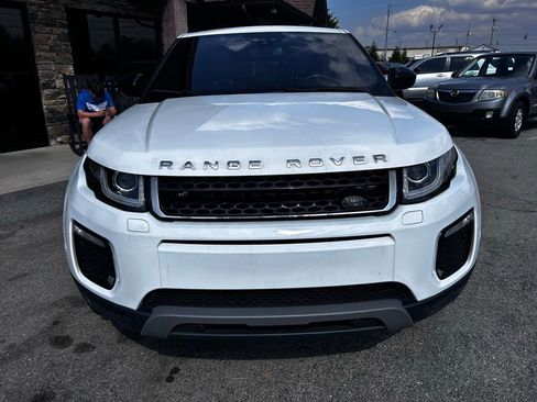 Used 2018 Land Rover Range Rover Evoque SE Premium AWD/4WD image 11