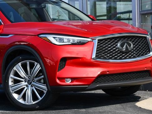 Used 2022 INFINITI QX50 Sensory w/ Cargo Package AWD/4WD image 13