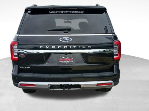 Used 2024 Ford Expedition Limited RWD image 4