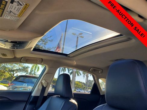 Used 2015 Lexus NX 200t FWD w/ Premium Package image 17