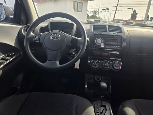 Used 2010 Scion xD image 19